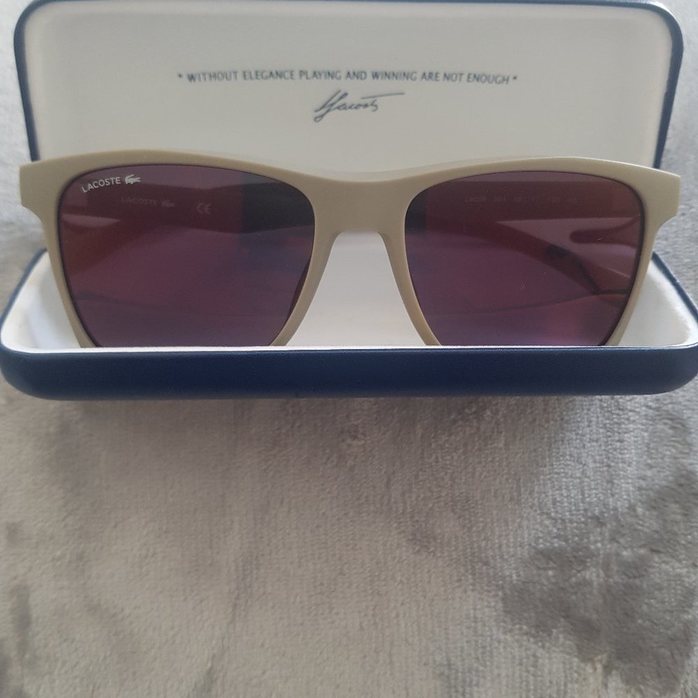 Lunettes de soleil LACOSTE